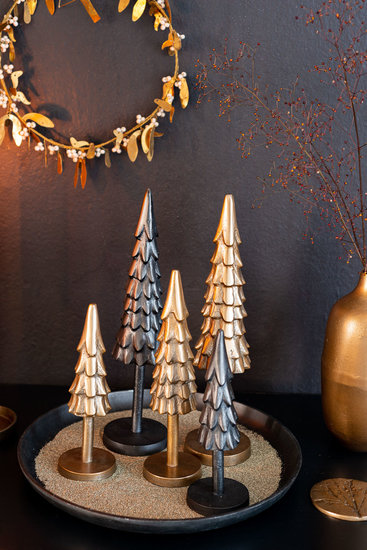 Decoratie_kerstboompjes_op_dienblad