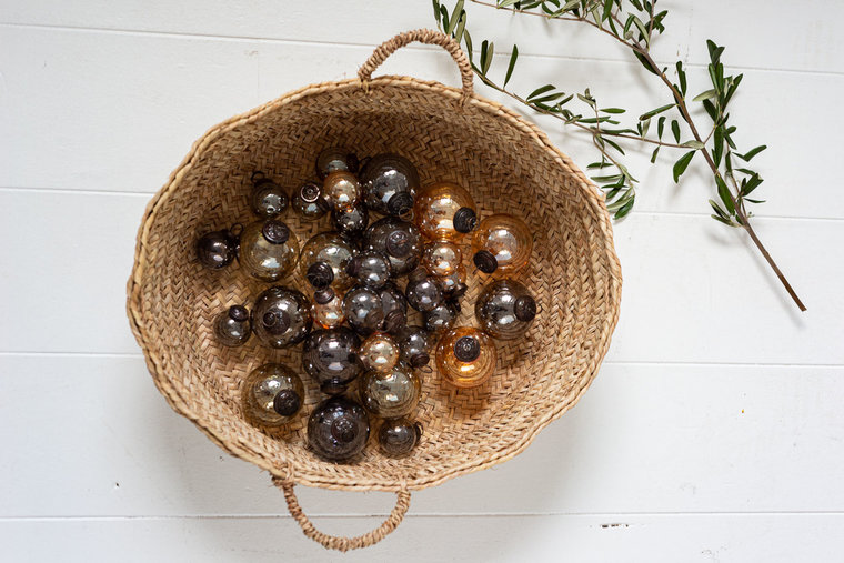 Kerstballen_Decoratie_in_Mand