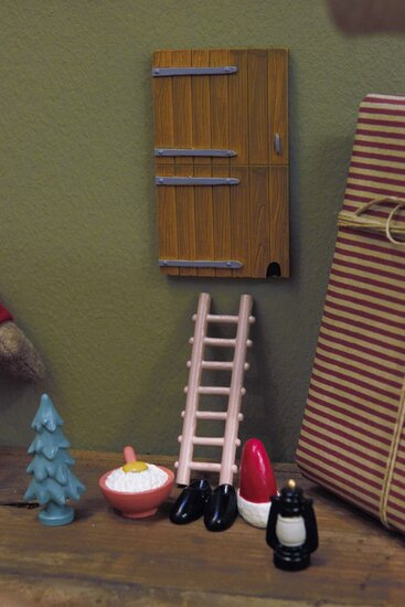 Kerstdecoratie_Elvendeurtje_met_ladder_IBLaursen