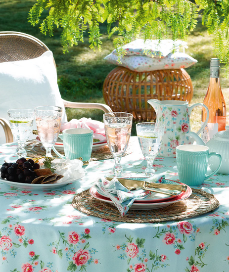 GreenGate Tablecloth Alma pale blue 130 x 170 cm