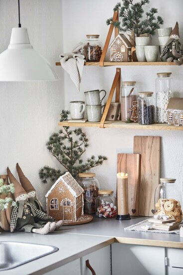 House_tealight_Gingerbread_With_Snowflake_IB_laursen